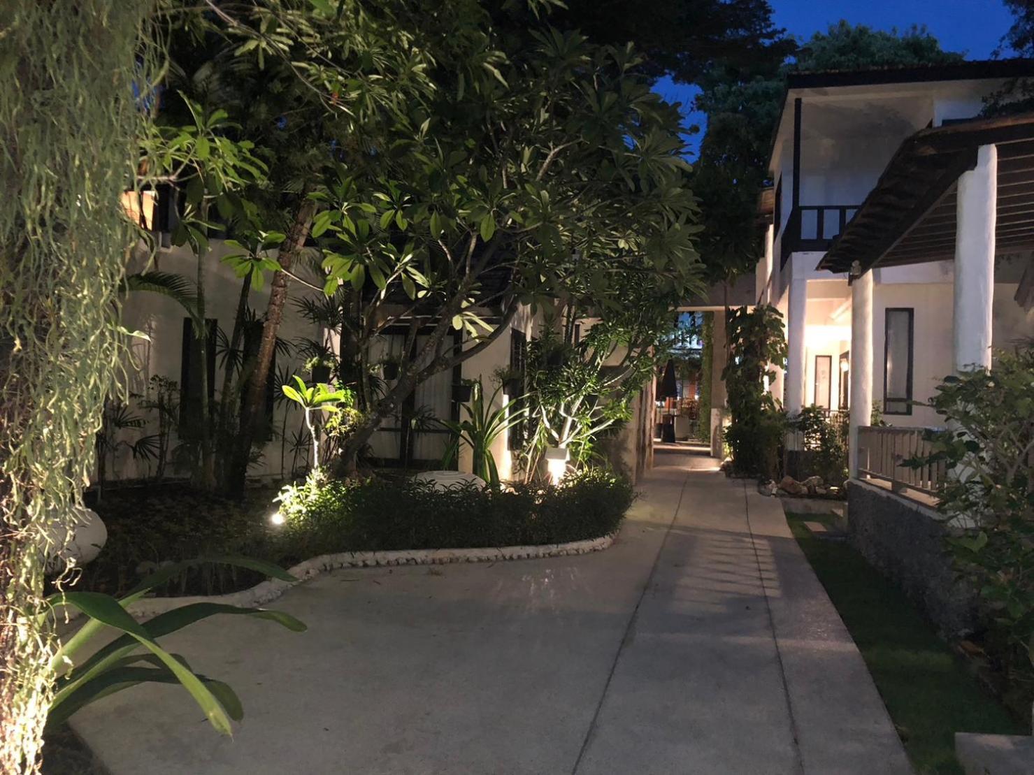 Punnpreeda Beach Resort Bang Rak Beach  Exterior foto